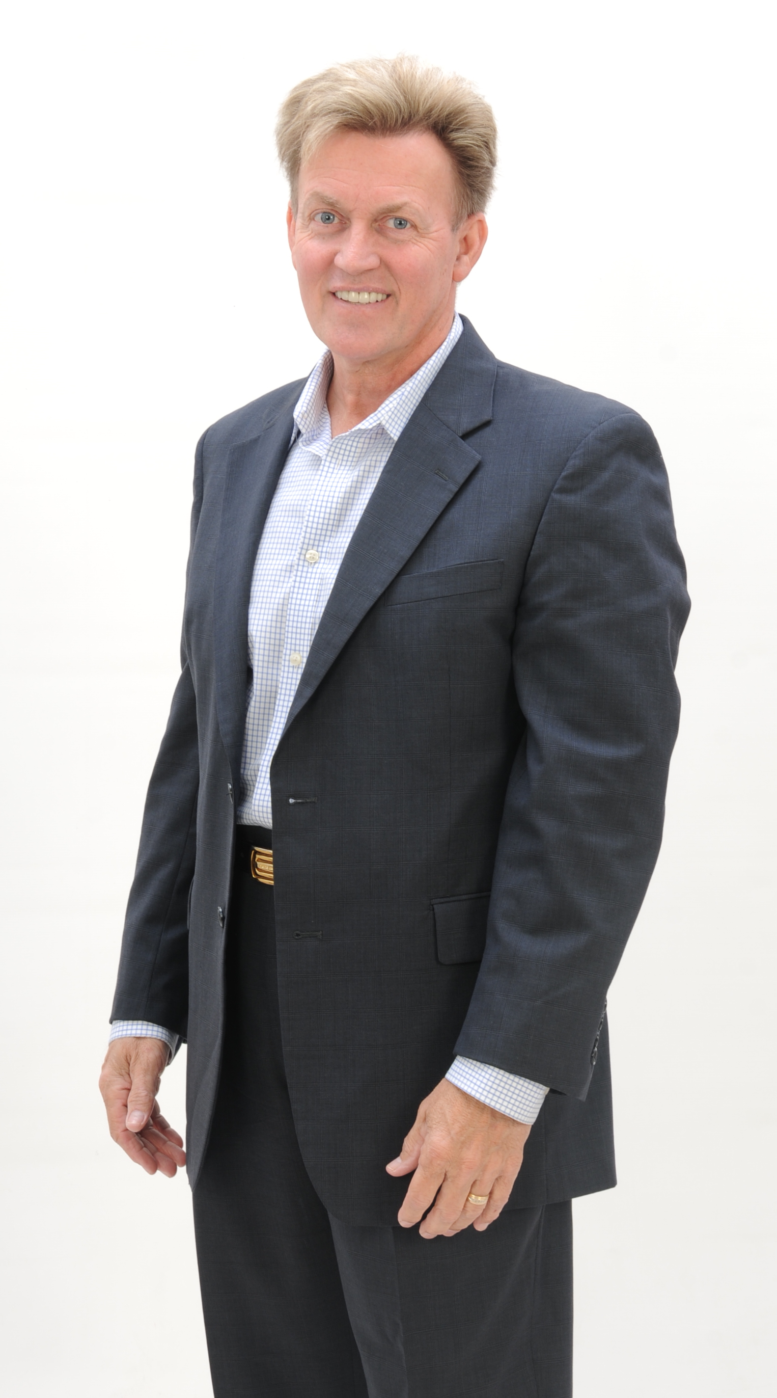 Public Speaker, Don Lawrence, Signs Publishing Deal With CelebrityPress